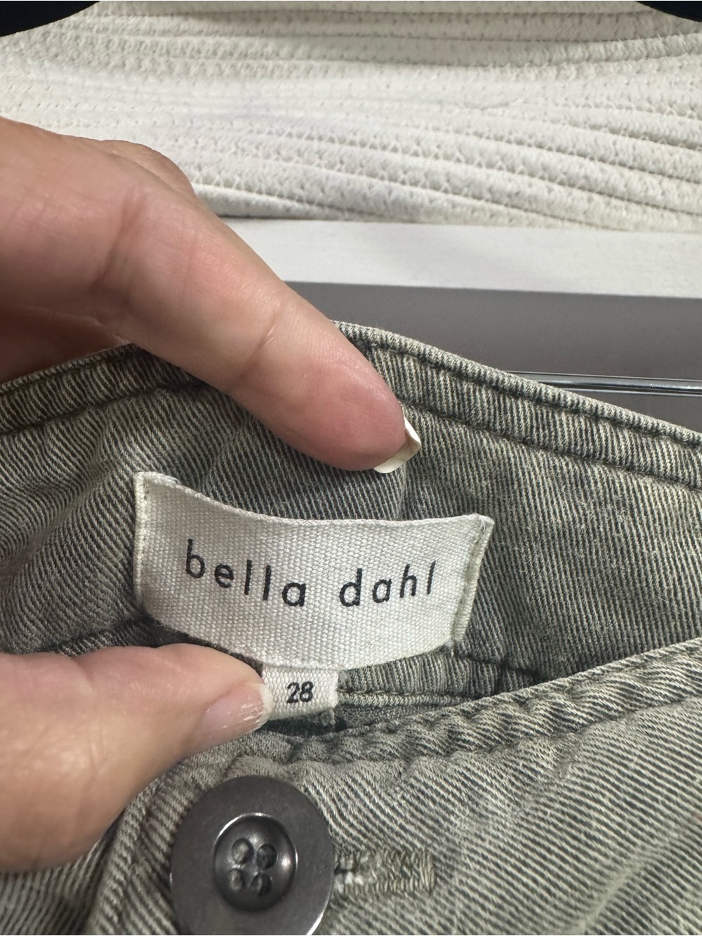 Bella Dahl Size 28 High Rise Wide Leg Tencel Pants Washed Olive Gray - Picture 6 of 7